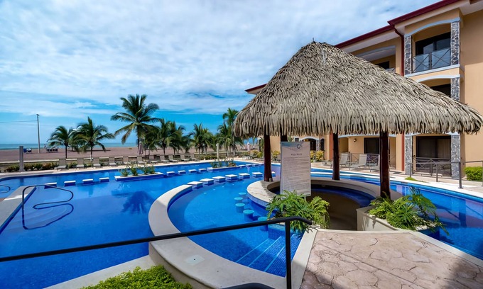 Barrio Los Villalobos Condo | Stunning Beach Front Condo, Jaco, CostaRica