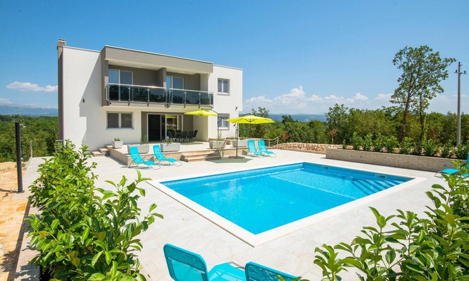 Podbablje House | Stunning home in Ivanbegovina with WiFi