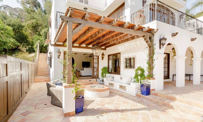 Hollywood Villa | STUNNING private Designer villa/duplex in the top of Hollywood Hills.