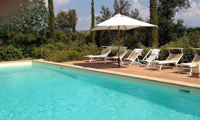 Camigliano Villa | Stunning private villa for 16 people with private pool, A/C, WIFI, TV and panoramic view