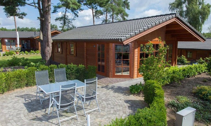 Langeberg House | Stunning private villa for 8 guests with WIFI, TV and terrace