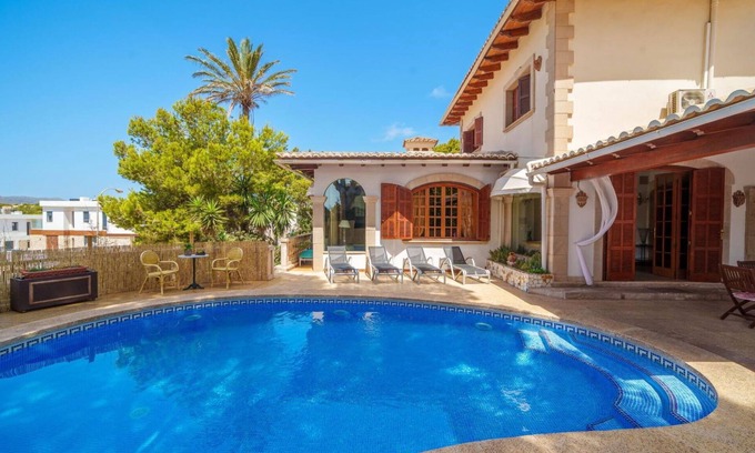 Cala Agulla House | Stunning private villa for 11 guests with private pool, WIFI, A/C, TV and terrace