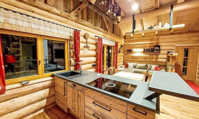 Weissenbach am Lech House | Stunning private villa for 5 people with WIFI, TV, terrace, pets allowed and panoramic view