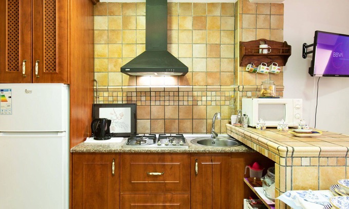 Niguelas House | Stunning private villa for 6 people with WIFI, TV and terrace