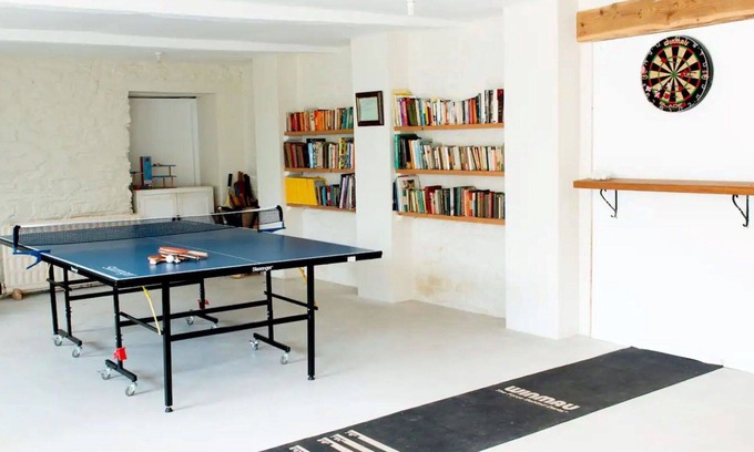Morwellham Villa | Stunning private villa for 4 people with WIFI, TV, terrace, pets allowed and panoramic view