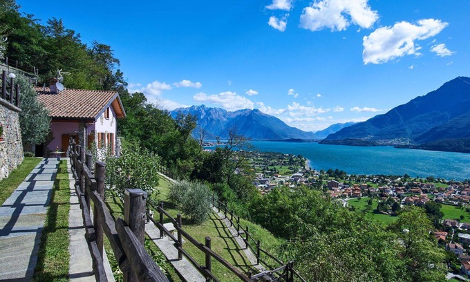 Stazzona House | Stunning private villa for 6 people with WIFI, TV, patio and pets allowed
