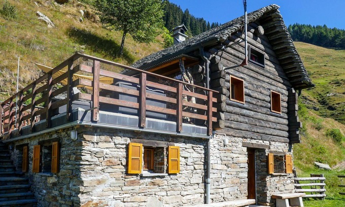 Malvaglia House | Stunning private villa for 4 guests with WIFI, patio and pets allowed