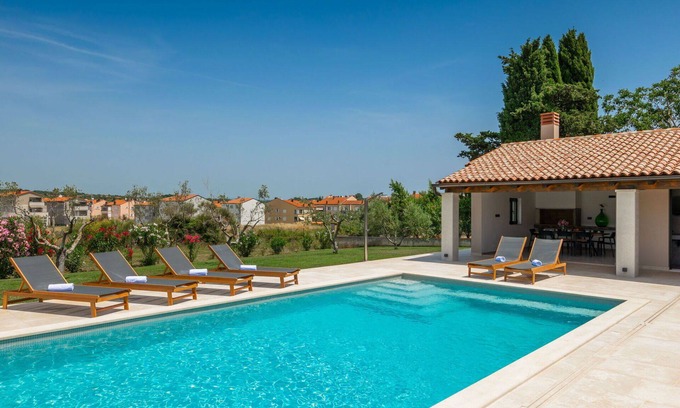 Valdebek Villa | Stunning private villa for 6 people with hot tub, WIFI, private pool, A/C, TV and terrace