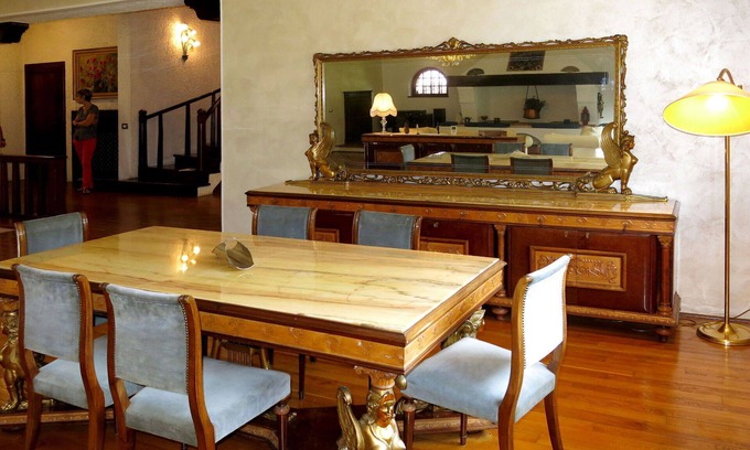 Zubiena House | Stunning private villa for 10 guests with WIFI, TV, patio, pets allowed and panoramic view