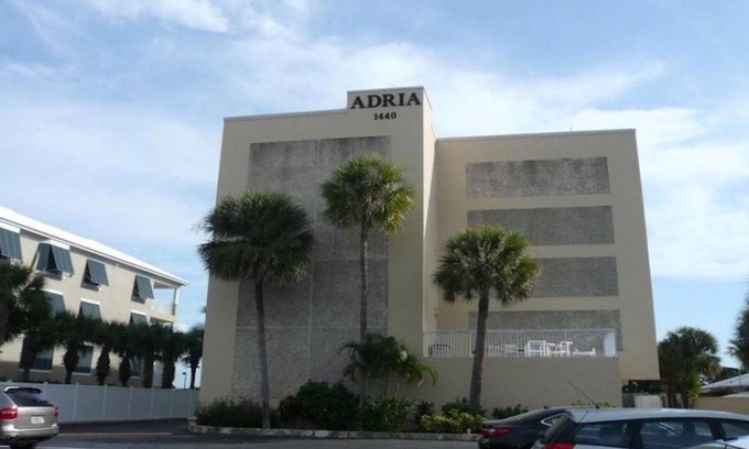 Vero Beach Condo | Stunning & spacious direct ocean front condo with incredible views of the ocean!