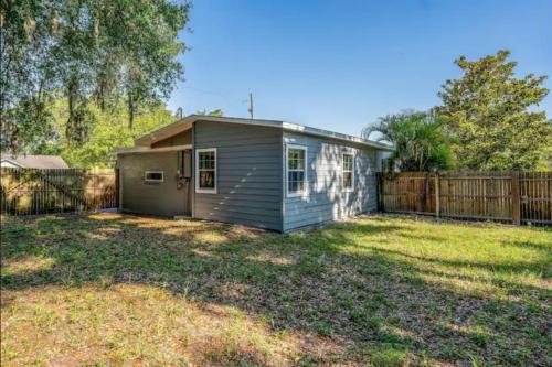 Lake Como House | Stylish 1br Studio Steps To Shops & Dining