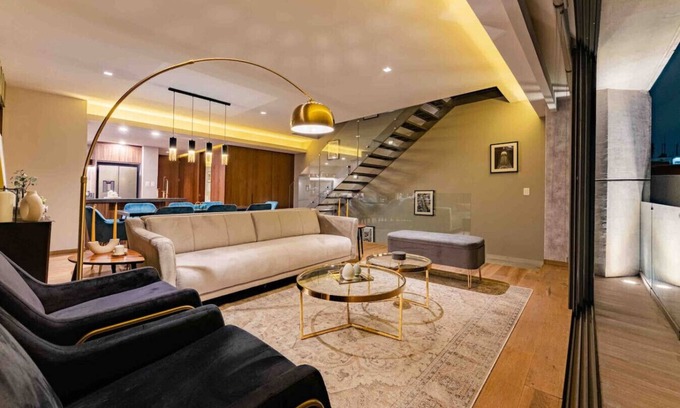 Granada Condo | Stylish 3-Level Penthouse with Private Rooftop