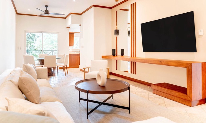 Herradura Apartment | Stylish Apartment w/Hotel Amenities @ Los Sueños