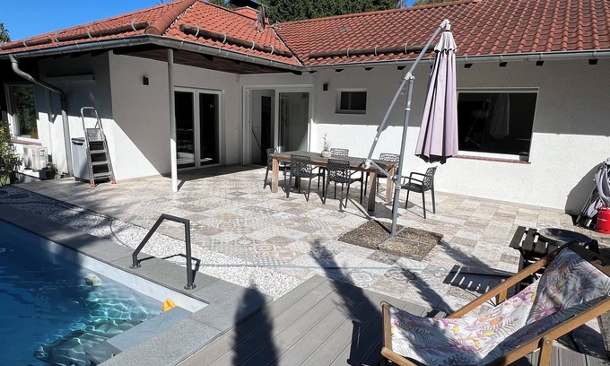 Weinheim Cottage | Stylish country house with pool in Weinheim-Oberflockenbach - quiet, in the countryside