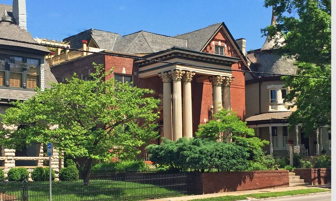 Northside District Bed & Breakfast | Stylish Kentucky hospitality