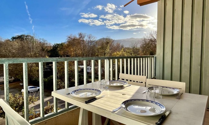 Argeles Plage Apartment | Stylish Studio w/Balcony Near Beach – Sleeps 4, Pet-Friendly