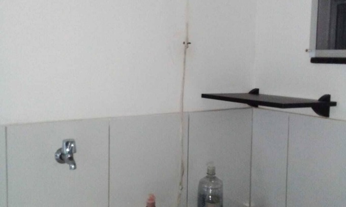 Canal Cabin | Suite with minibar, coffee maker and sandwich maker, wifi and ceiling fan and typhoon