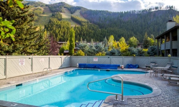 Warm Springs Condo | Sun Valley Greyhawk Condo - Base of Warm Springs Lodge/Chairlift Ketchum
