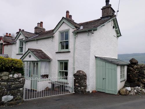 Coniston House | Sunbeam Cottage