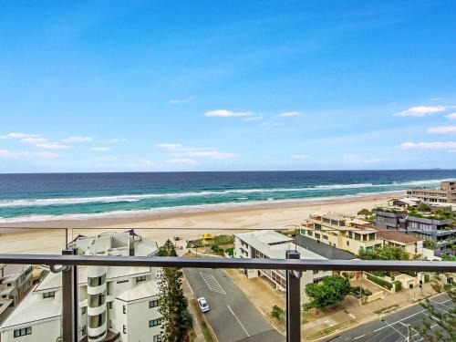 Main Beach Resort | Sunbird Beach Resort Gold Coast