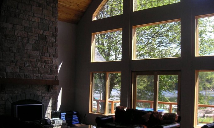 Bracebridge Cottage | Sunny Lake Muskoka Waterfront Cottage
