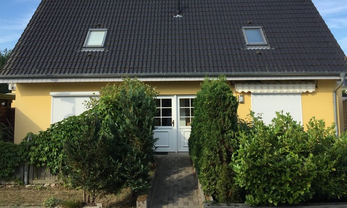 Karlshagen Apartment | Sunny vacation apartment Charlotte in Karlshagen on Usedom