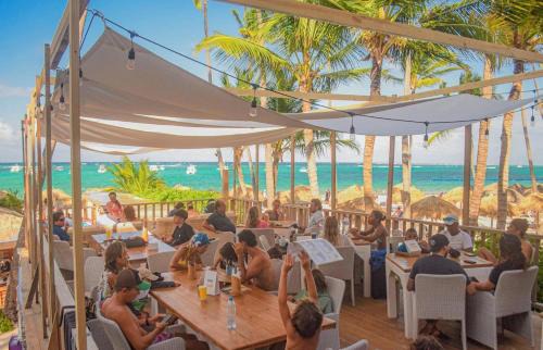 Bavaro Apartment | SUNNY VACATION - SUITES and STUDIOS - playa LOS CORALES