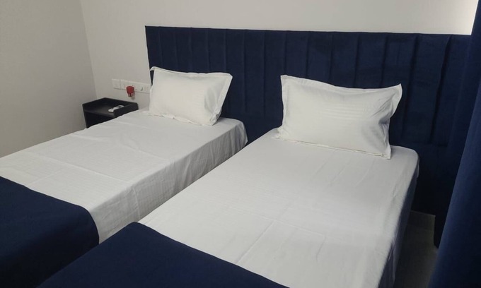 Navi Mumbai Apartment | SunRay Serviced Apt , Sea View ,Ulwe, Navi Mumbai Airport