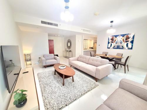 Jumeirah Apartment | SUNRISE HOMES - Beautifully Upgraded 3BR near to Beach