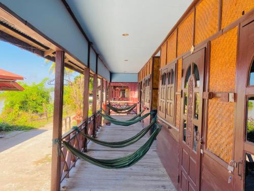 Don Det House | Suns down 2 bungalows dondet