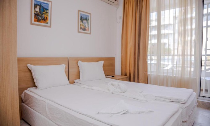 Kosharitsa Apartment | Sunset Studio in Kosharitsa with Pool, SPA, Gym and Parking by Flat Mаnager