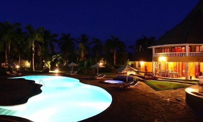 Galu Beach Hotel | Sunset Villa Diani