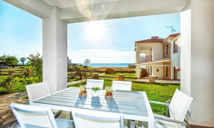 Kassandra House | Sunset Villas