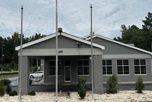 Cape Fear Hotel | Super 8 by Wyndham Fayetteville