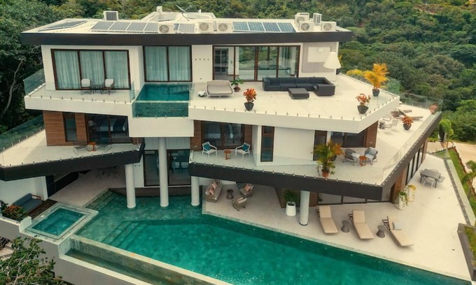 Jaco Villa | Super Lux Private Smart Home at the Beach and Jungle