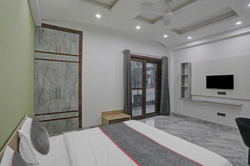 Noida Hotel | Super Townhouse Xanthe - Boutique Hotel