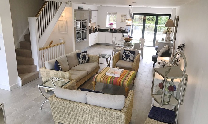 Constantine Bay House | Superb house, 6min beach/golf. New build, 5*. Fab walks, lovely restaurants.
