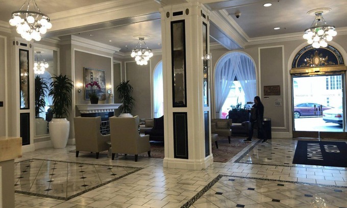 Union Square Apartment | Superbowl Weekend