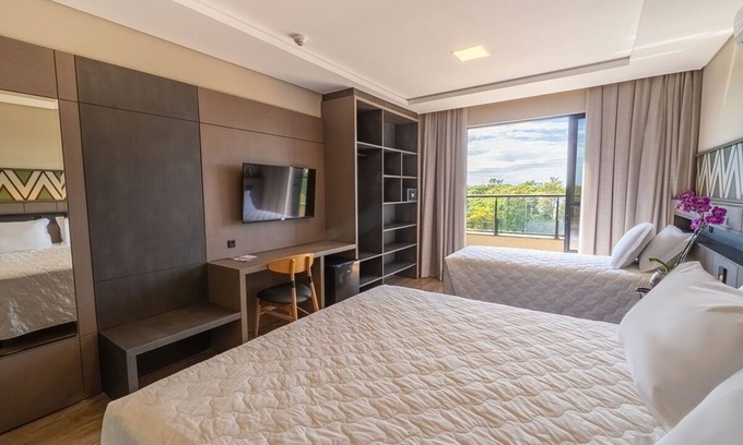 Foz do Iguacu Hotel | Superior Balcony Hideaway | Cozy Double Room with Outdoor Space