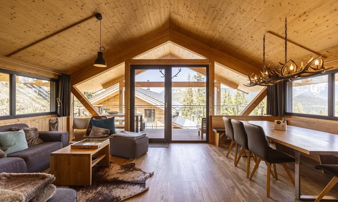 Pichl-Preunegg Ski Chalet | Superior Chalet # 03 with sauna & bathtub inside
