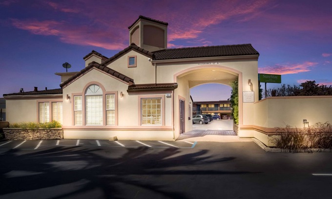 San Rafael Hotel | SureStay Hotel by Best Western San Rafael