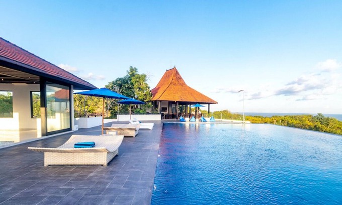 Legian Villa | Surya Melasti Beach Villa