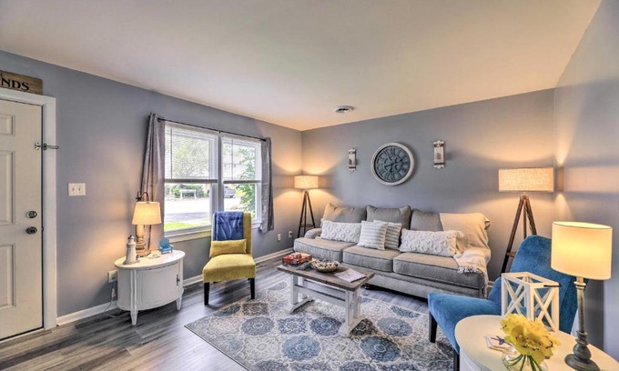 Swansboro House | Swansboro Coastal Home Less Than 3 Mi to State Park!