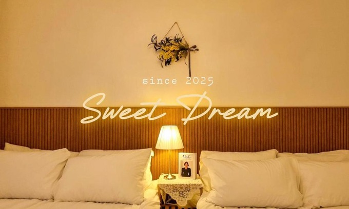 Daehangno Apartment | Sweet Dream