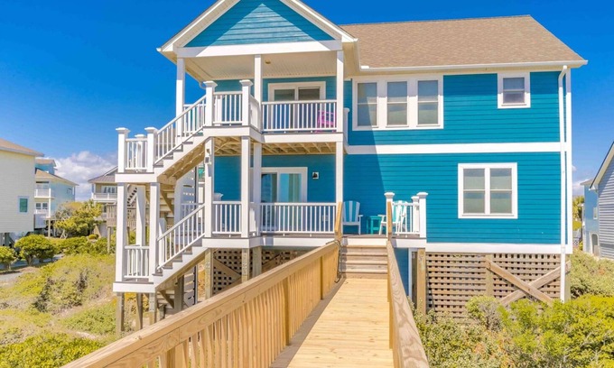 Village of Stump Sound House | Sweetwater Landing - Amazing 5BR, Oceanfront Home with Comm. Pool!