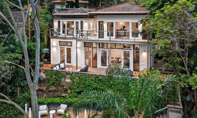 Clareville House | Sydney’s Northern Beaches Waterfront Winter Escape - Avalon Beach- Clareville