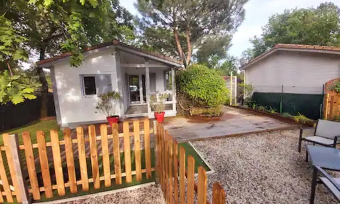La Teste-de-Buch Ski Chalet | T3 π air conditioning π wifi π pkg/terrace π 15 min beaches