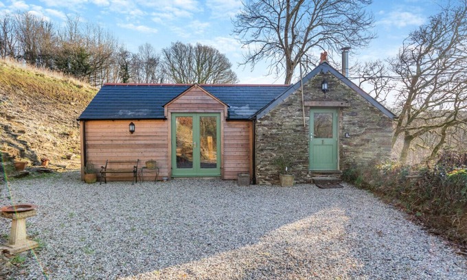 Callington House | Tallat Barn - One Bedroom House, Sleeps 2