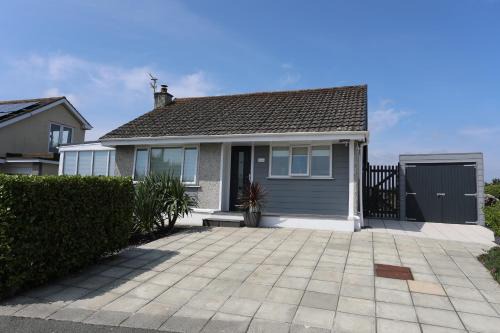 Moelfre House | Tamarisk