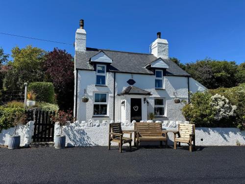 Rhyd-y-clafdy House | Tan Yr Allt